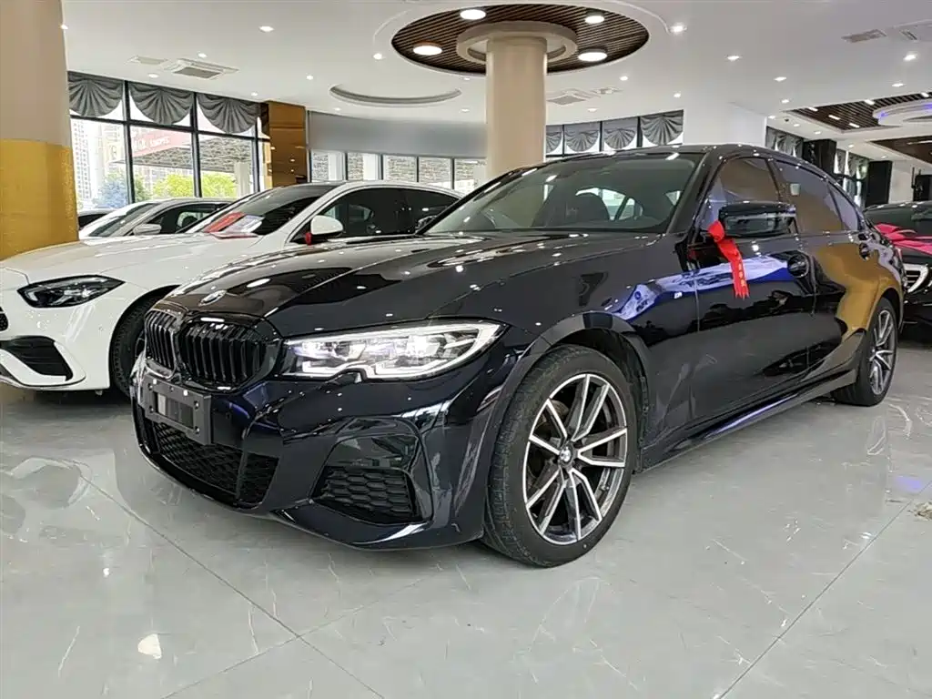 BMW 3-SERIES