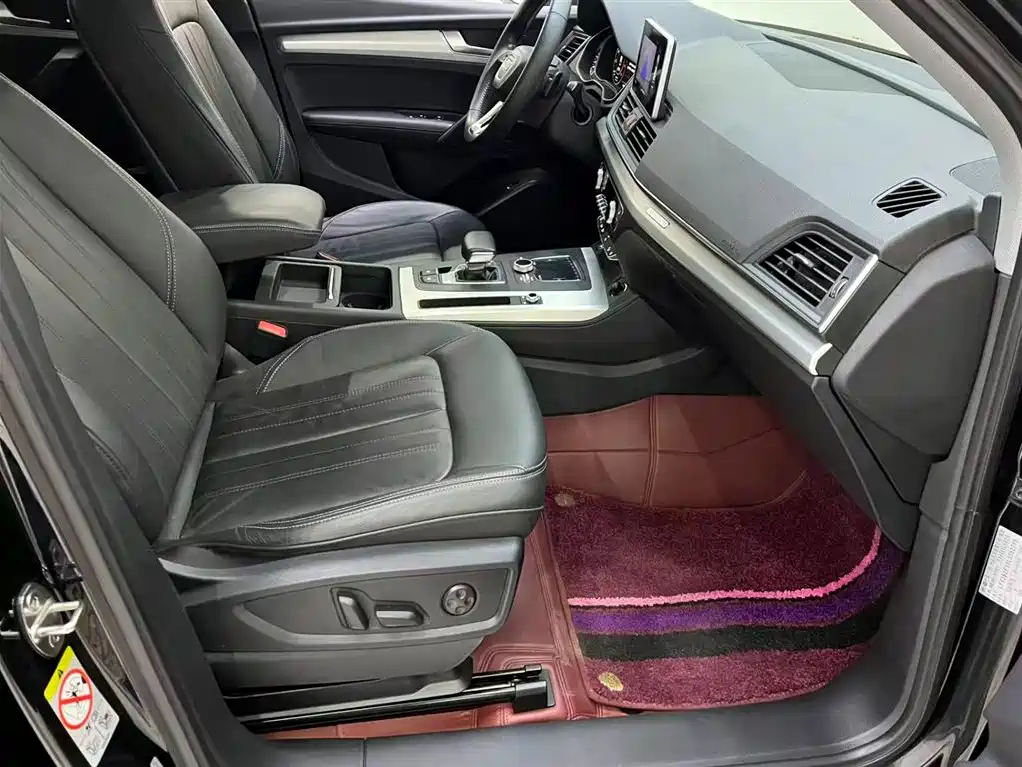 Audi Q5L 2020 40 TFSI Prestige Fashion фото 9