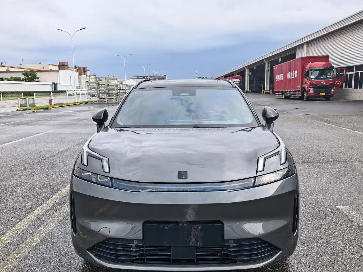 Lynk & Co 08 EM-P 2023 220km 4WD Performance Halo фото 2
