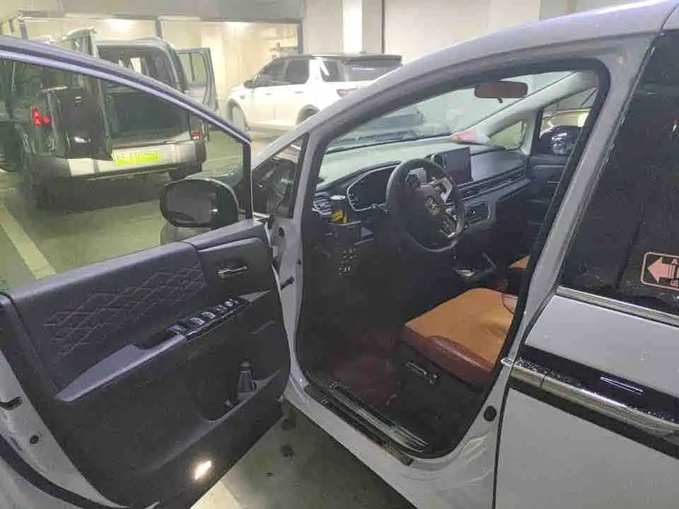 Honda Elysion 2024 2024 2.0L e:HEV Luxury Edition