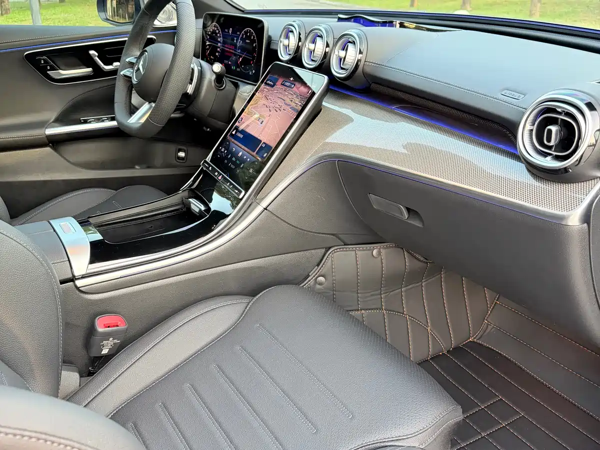Mercedes-Benz C-Class 2025 C 260 L Sport Edition фото 11