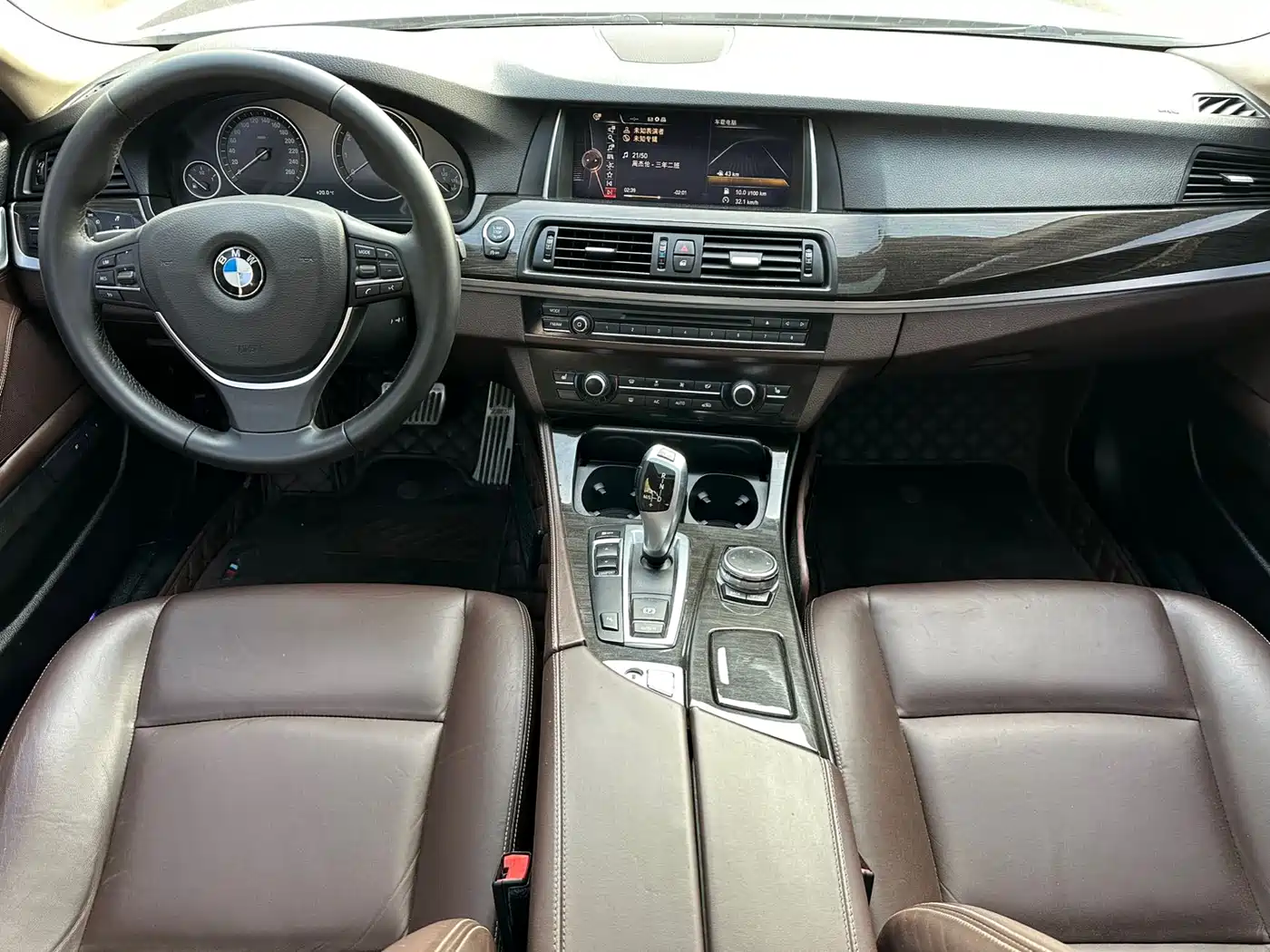 BMW 5 Series 2014 525Li Luxury Design Package фото 5