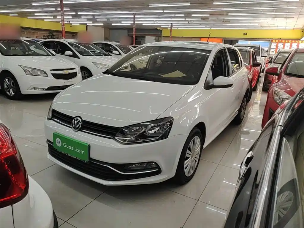 Volkswagen Polo 2016 1.6L Automatic Comfort фото 2