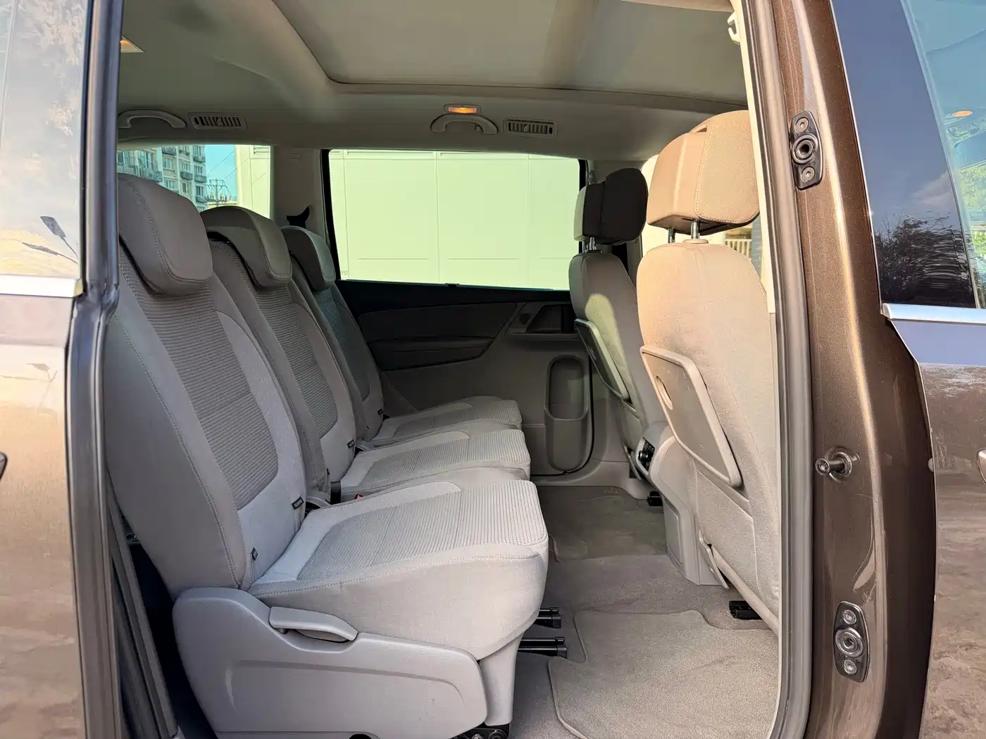Фото 8 - Volkswagen Sharan