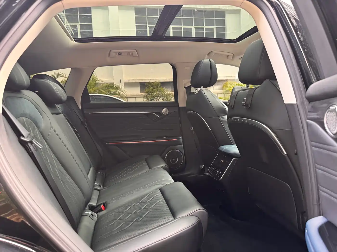 Voyah Auto VOYAH FREE 2024 Ultra Long Range Intelligent Driving Edition фото 12