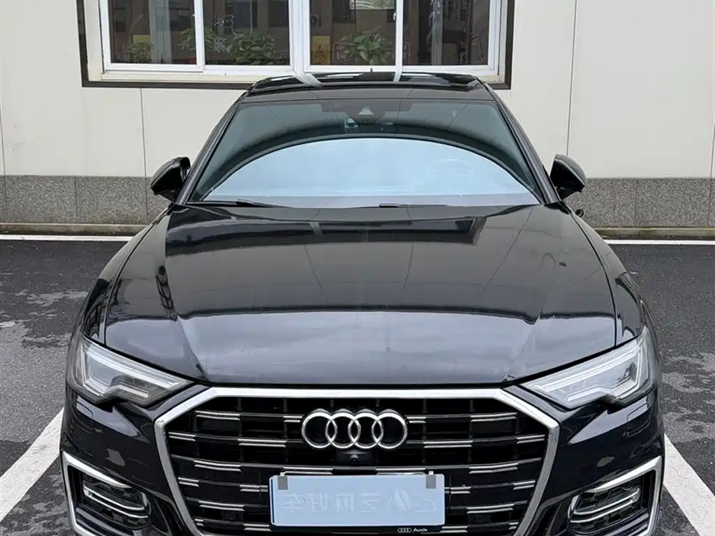 Audi A6L 2023 55 TFSI quattro Exclusive Elegance фото 2
