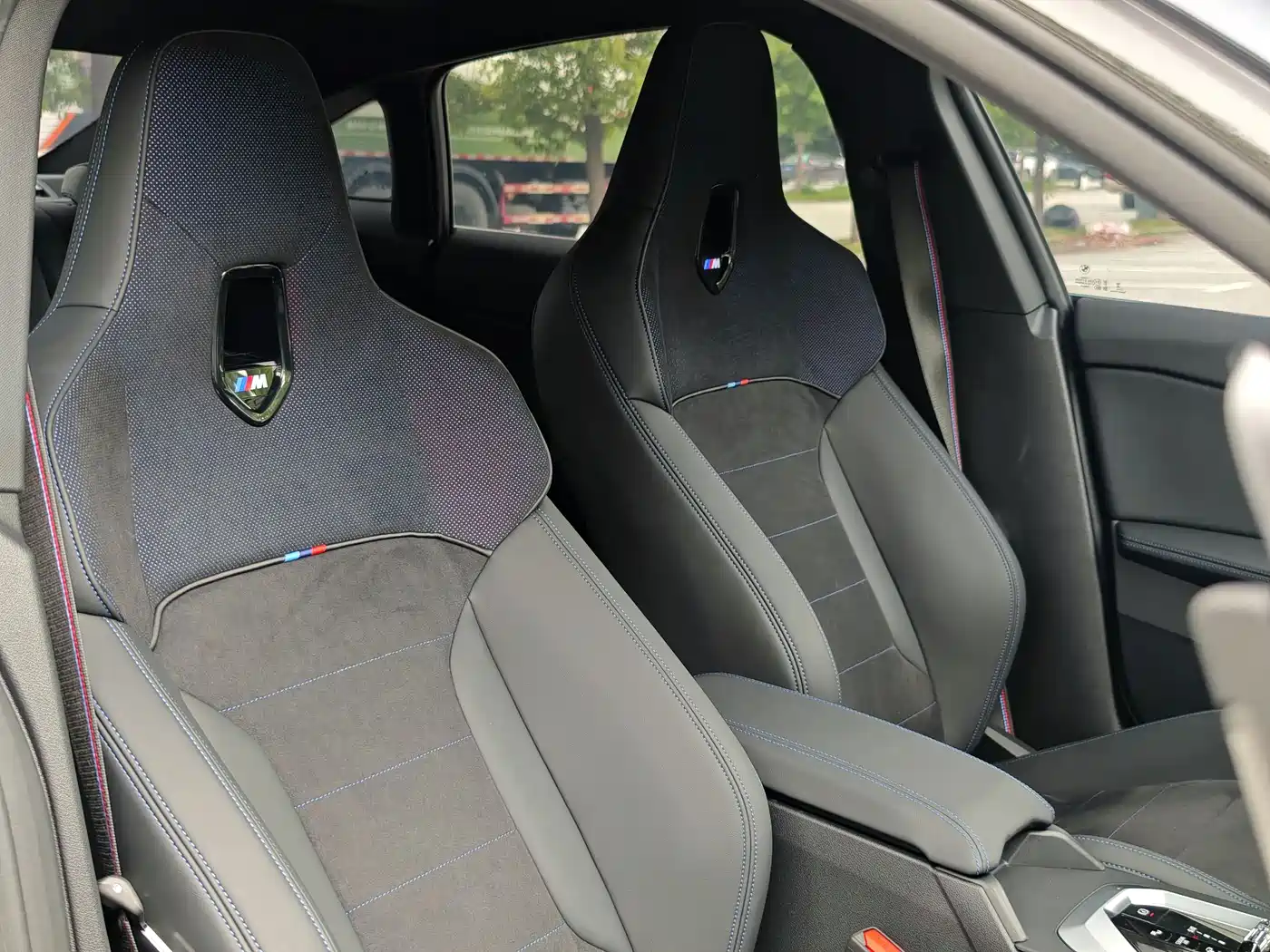 BMW M235L 2025 M235L фото 8