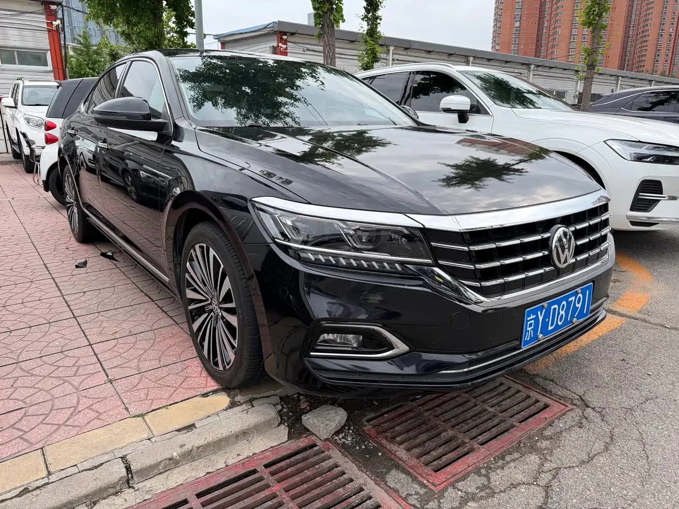 Volkswagen Passat 2019 330TSI Luxury Edition China VI фото 13