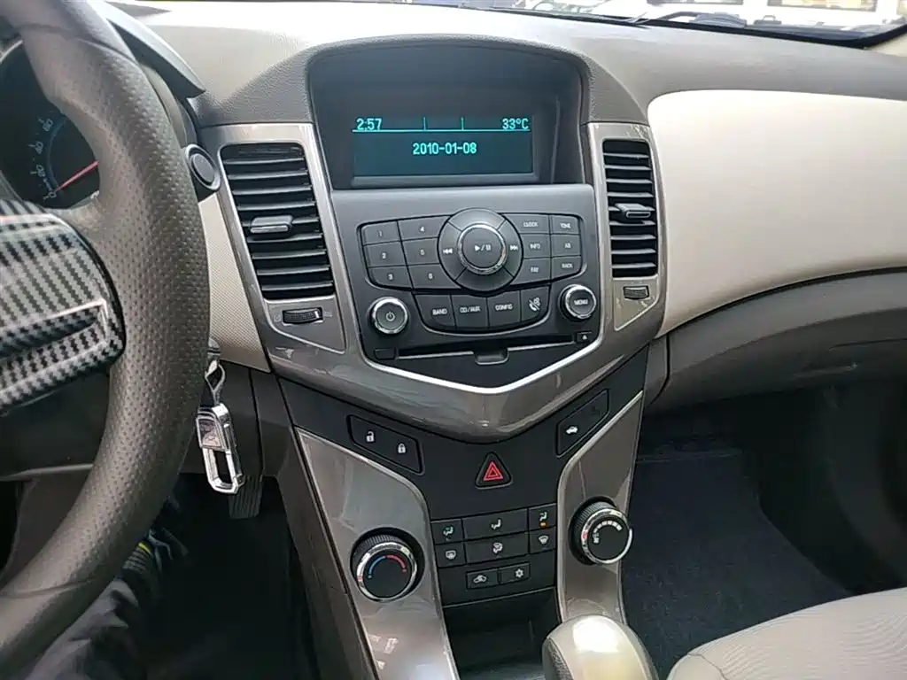 Chevrolet Cruze 2015 1.5L Classic SE AT фото 13
