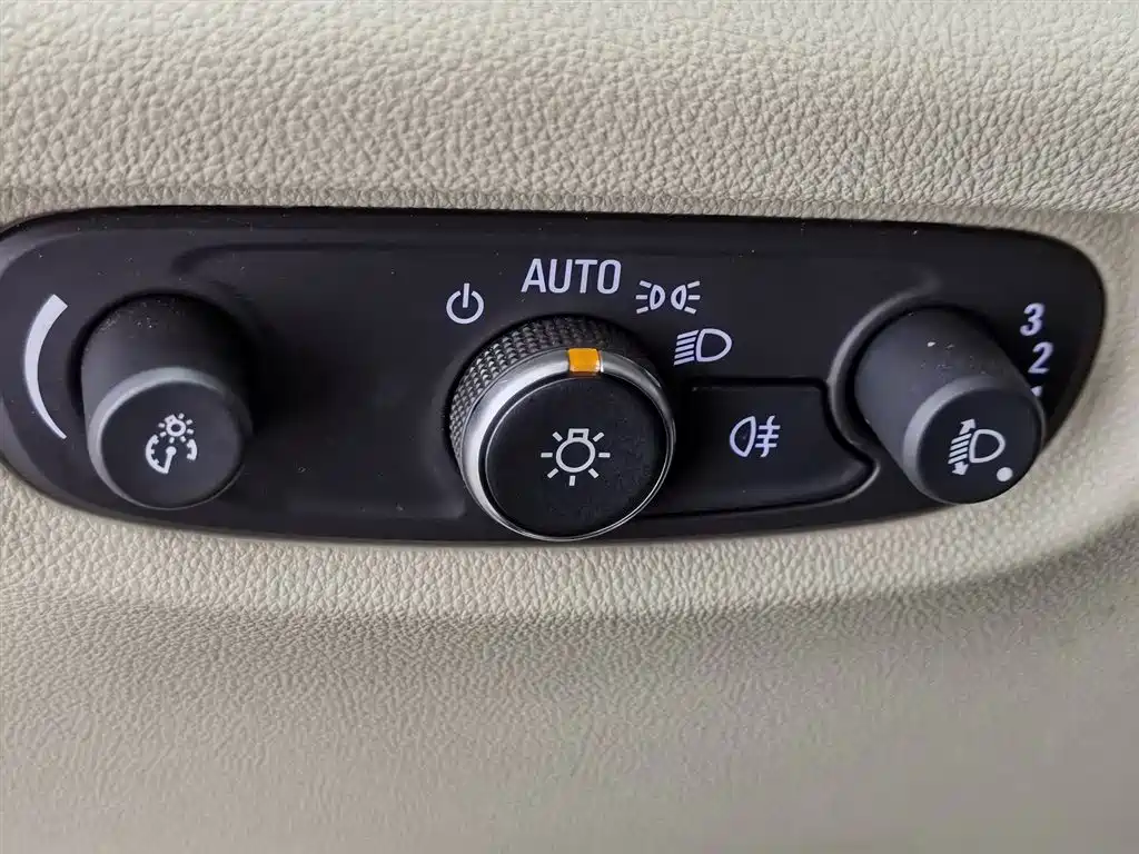 Buick Regal 2020 552T Elite фото 21