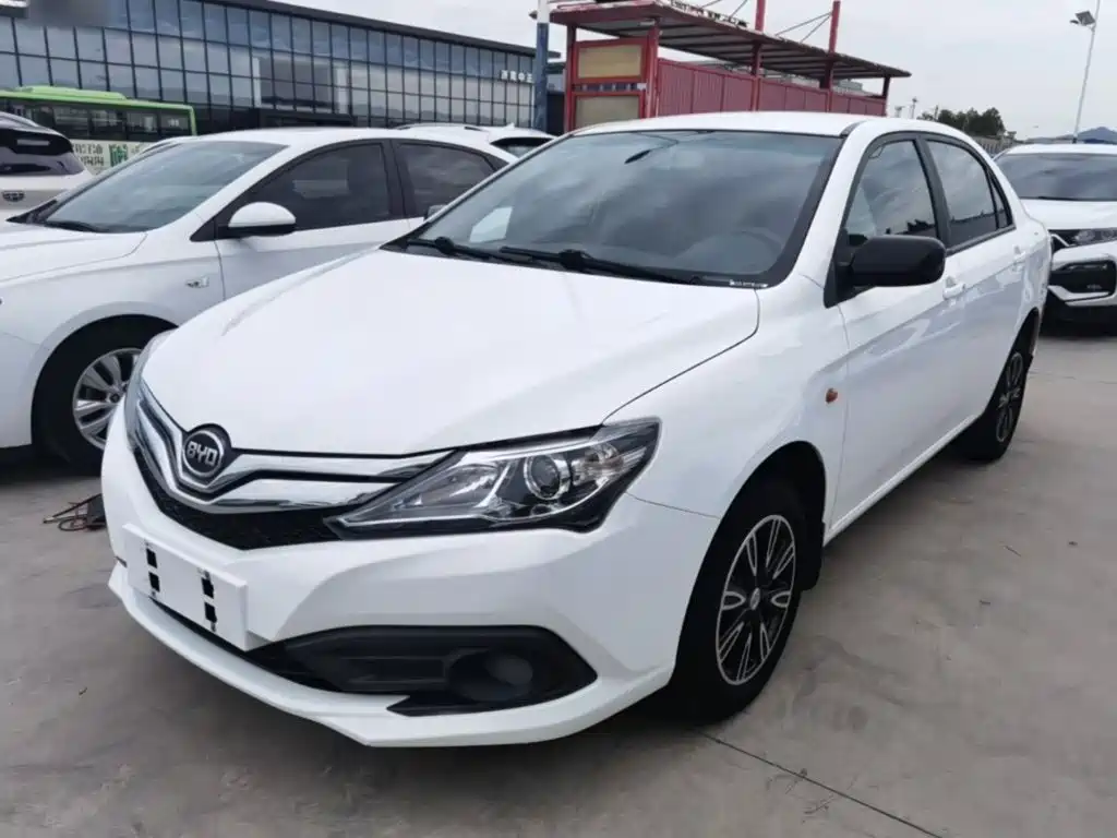 2022 BYD F3