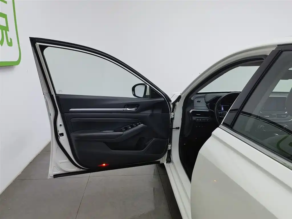 Nissan Teana 2020 Facelift 2.0T XL Upper AD1 Intelligent Navigation Edition фото 8