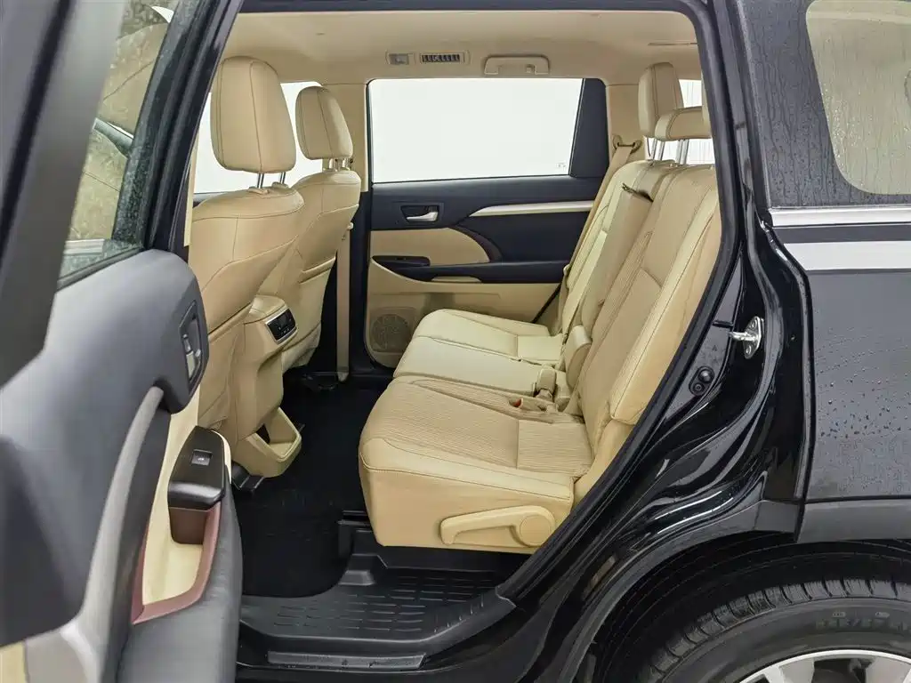 Toyota Highlander 2017 2.0T 2WD Elite 5-Seater фото 15