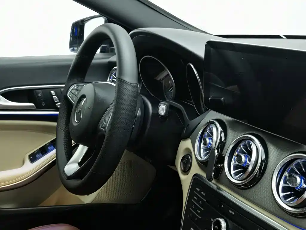 Фото 22 - Mercedes-Benz CLA (Import)