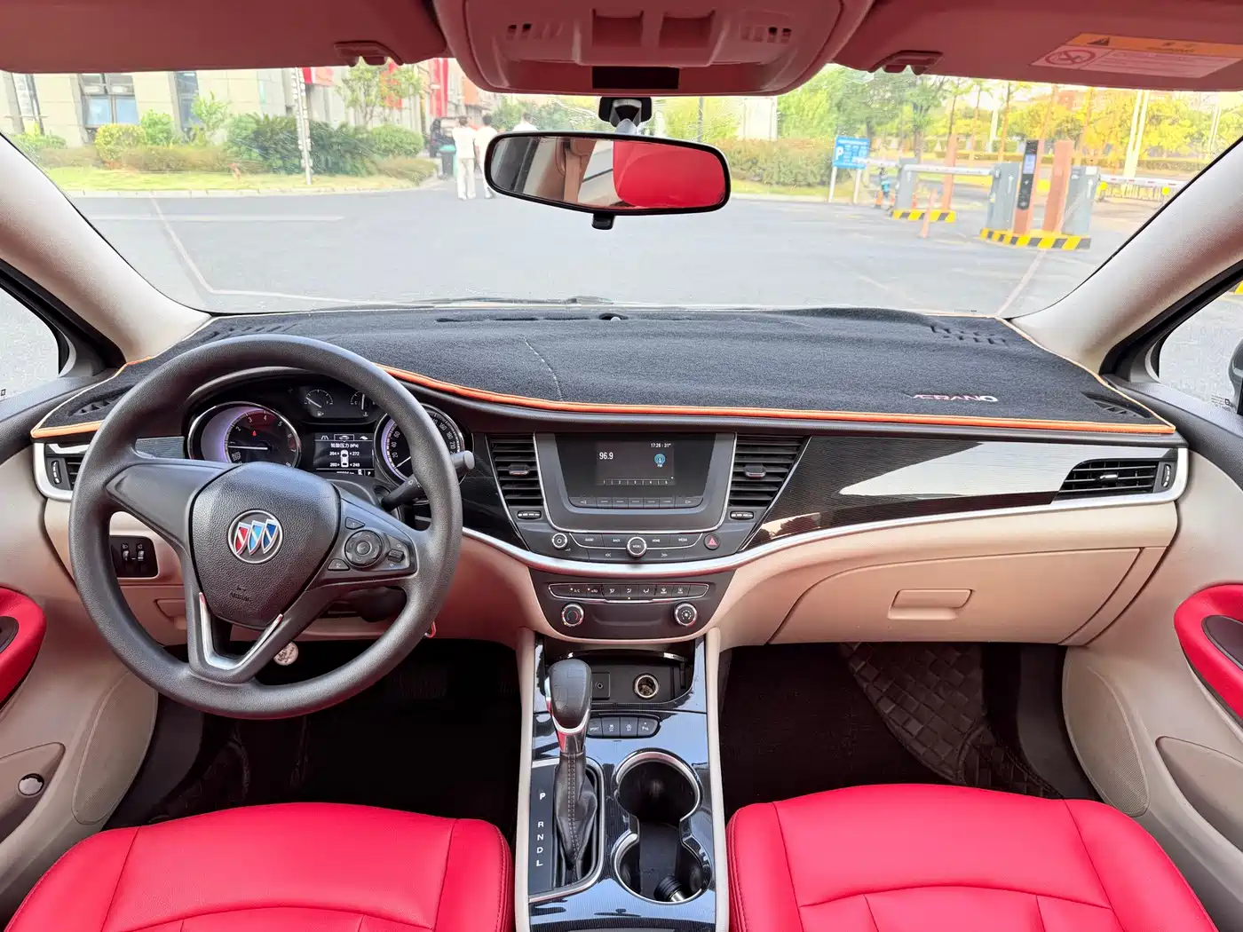 Фото 12 - Buick Verano