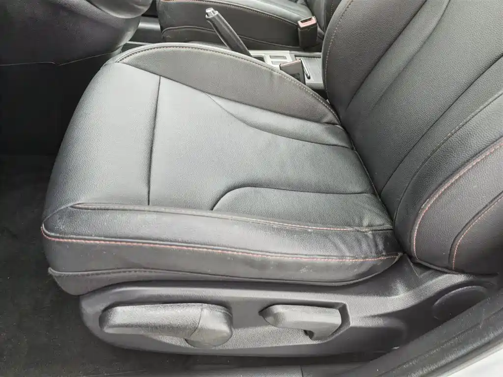 Haval H6 2017 Classic 1.5T Manual 2WD Urban Edition фото 20