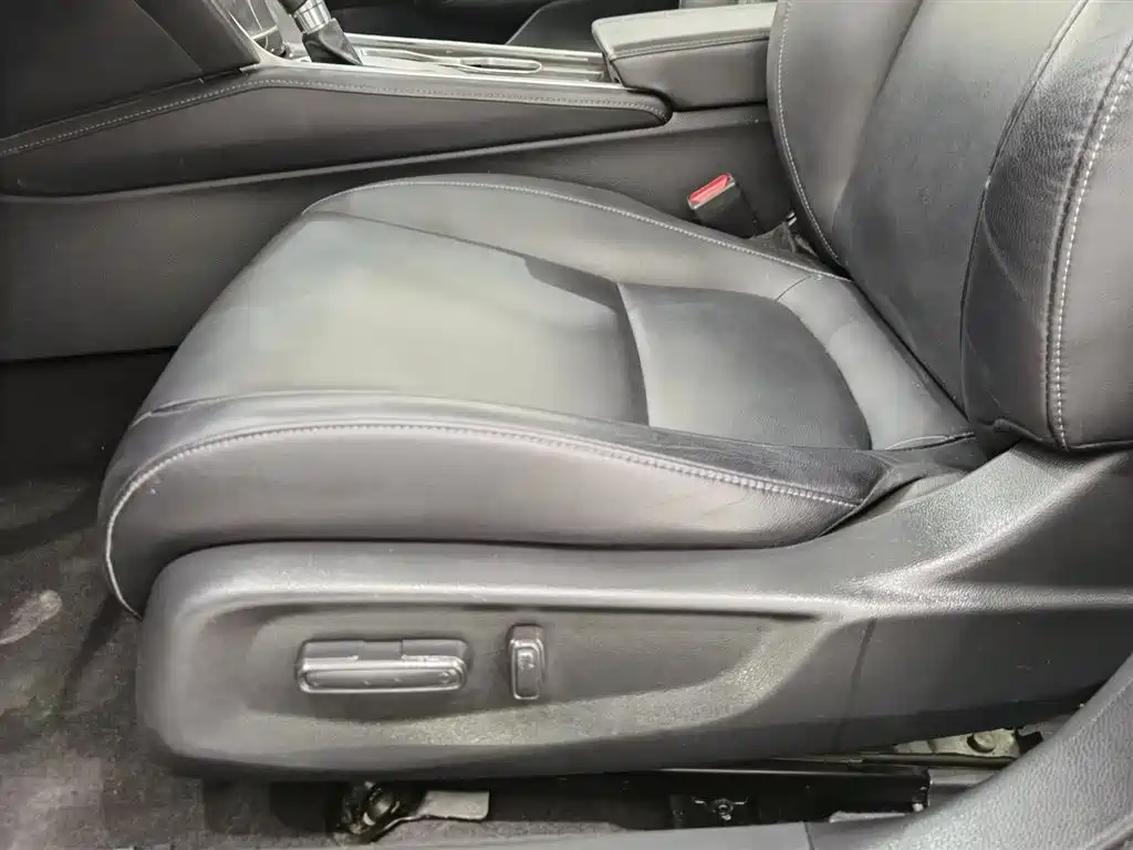 Honda Accord 2022 260TURBO Luxury Edition фото 20