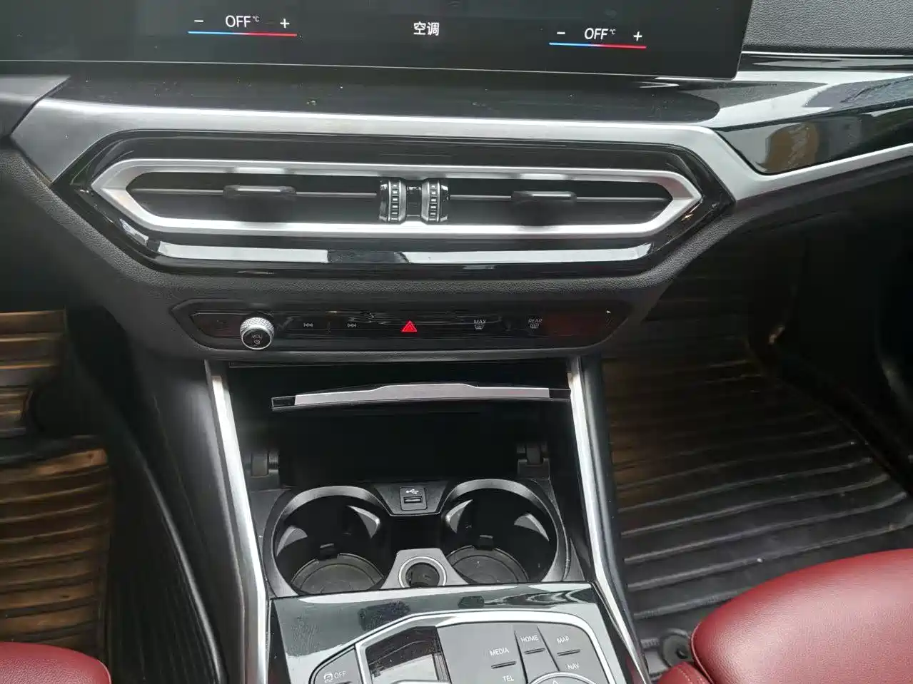 BMW 3 Series 2023 320Li M Sport Package фото 9