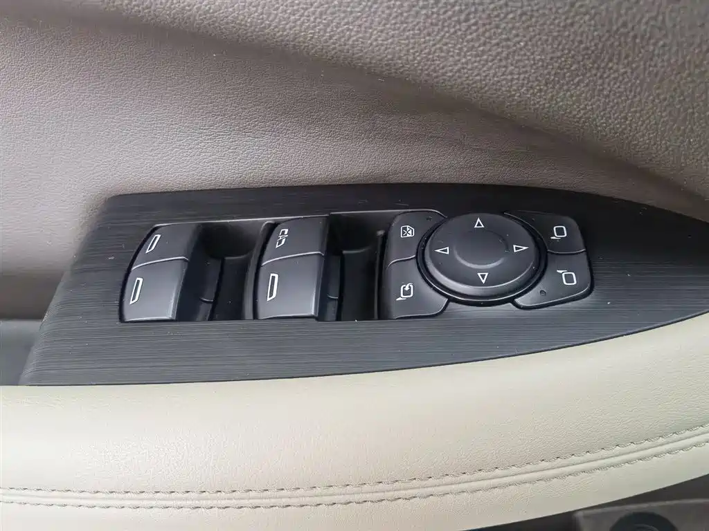 Buick LaCrosse 2018 Model 30H Elite Edition фото 9