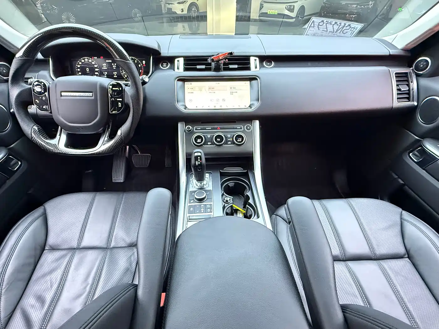 Land Rover Range Rover Sport 2017 3.0 SC V6 SE фото 5