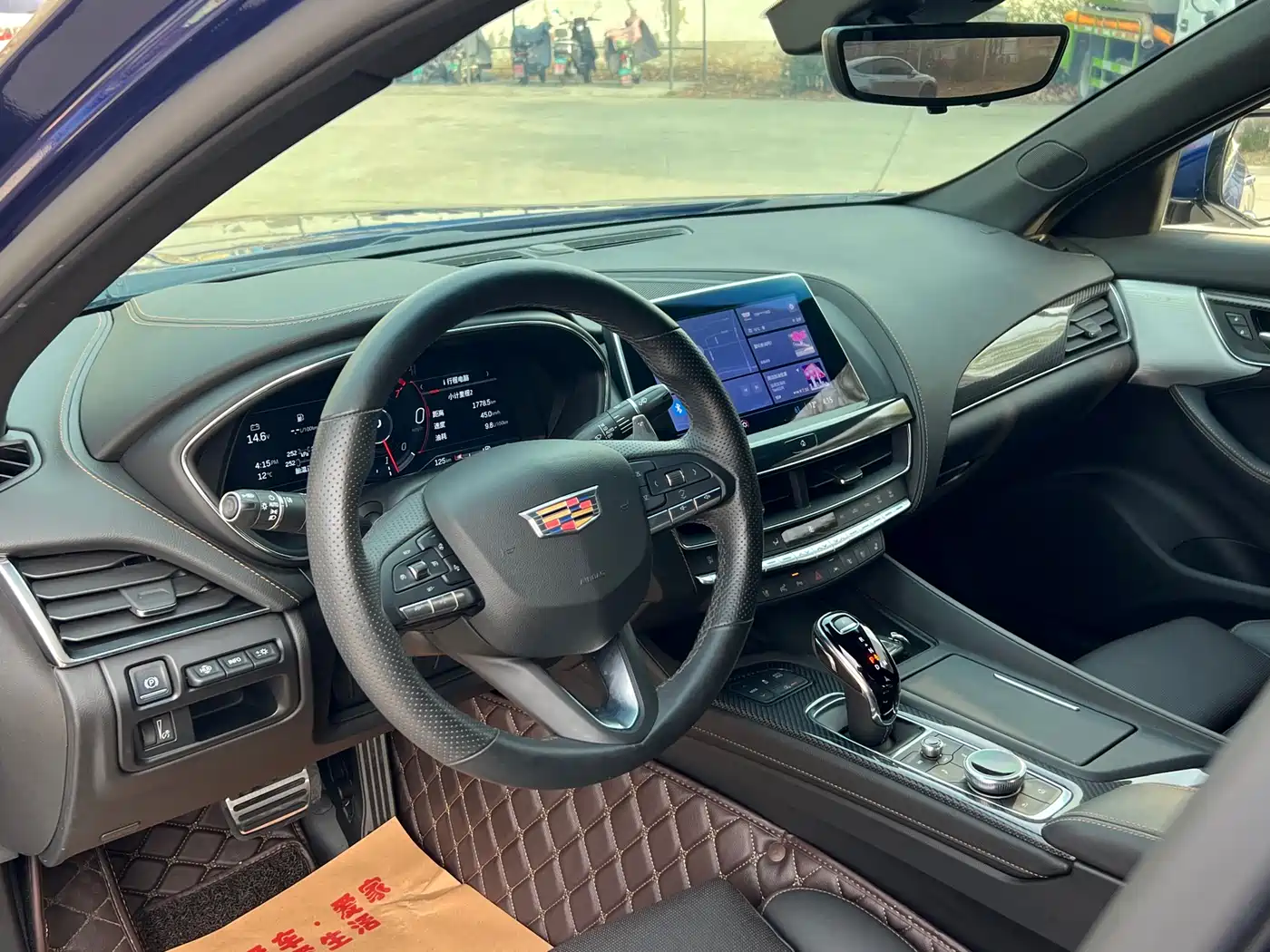 Cadillac CT5 2023 28T Platinum Style фото 26