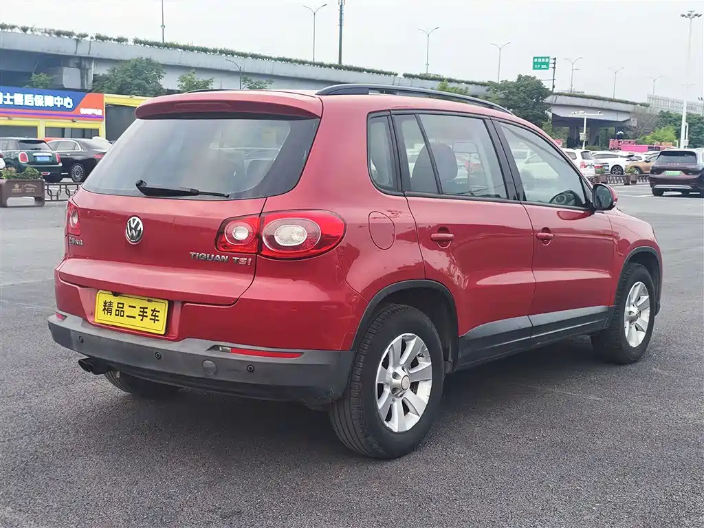 Volkswagen Tiguan 2012 1.8TSI Automatic 2WD Trend Edition фото 5