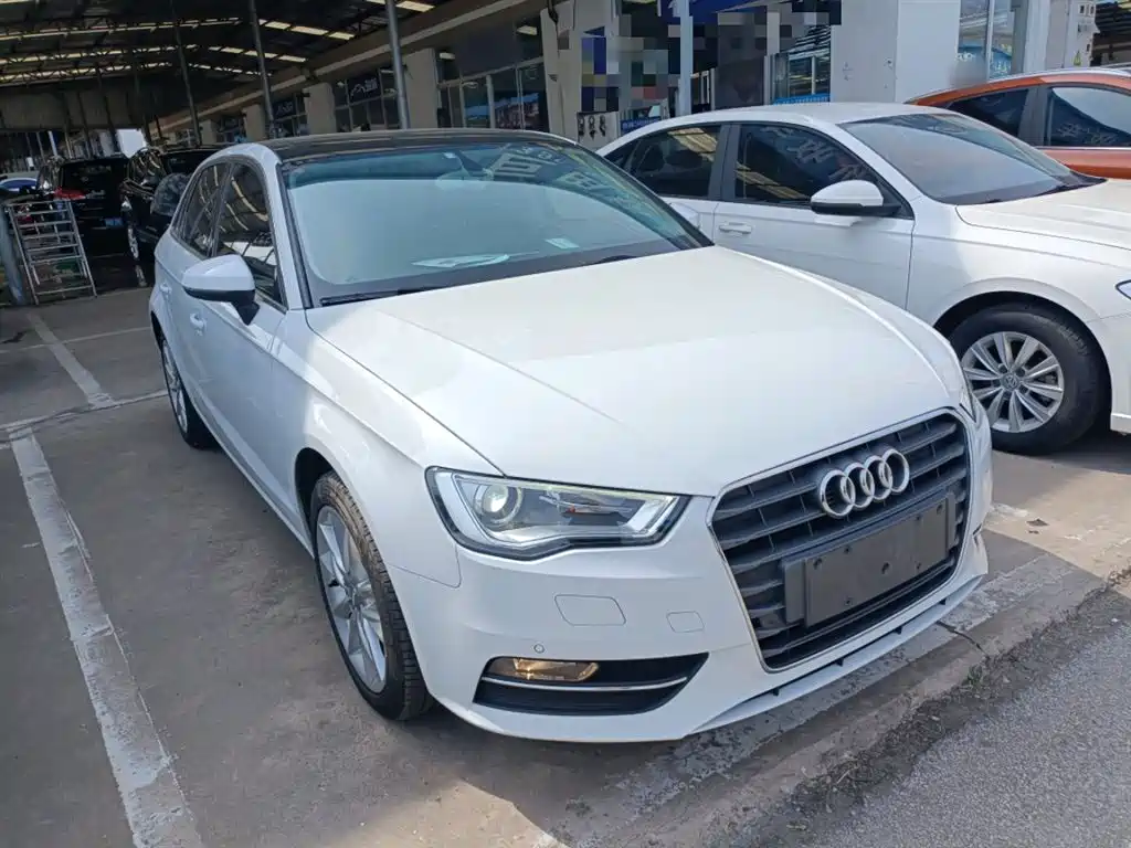 Audi A3 2014 Sportback 35 TFSI Automatic Comfort фото 22