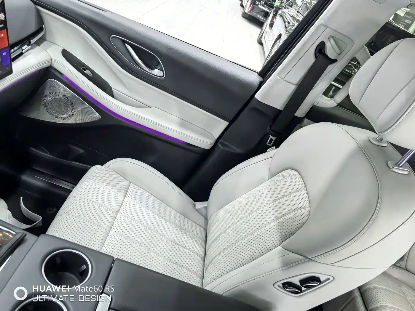 Voyah Auto Voyah Dreamer 2025 PHEV 4WD Kunpeng Premium Edition фото 9