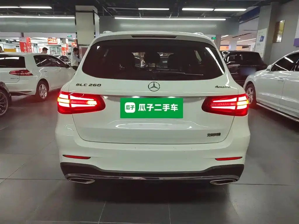 Mercedes-Benz GLC 2017 GLC 260 4MATIC Luxury фото 4