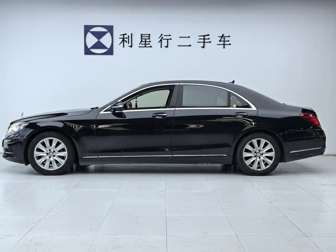 Mercedes-Benz S-Class 2016 S 320 L Business Edition фото 2