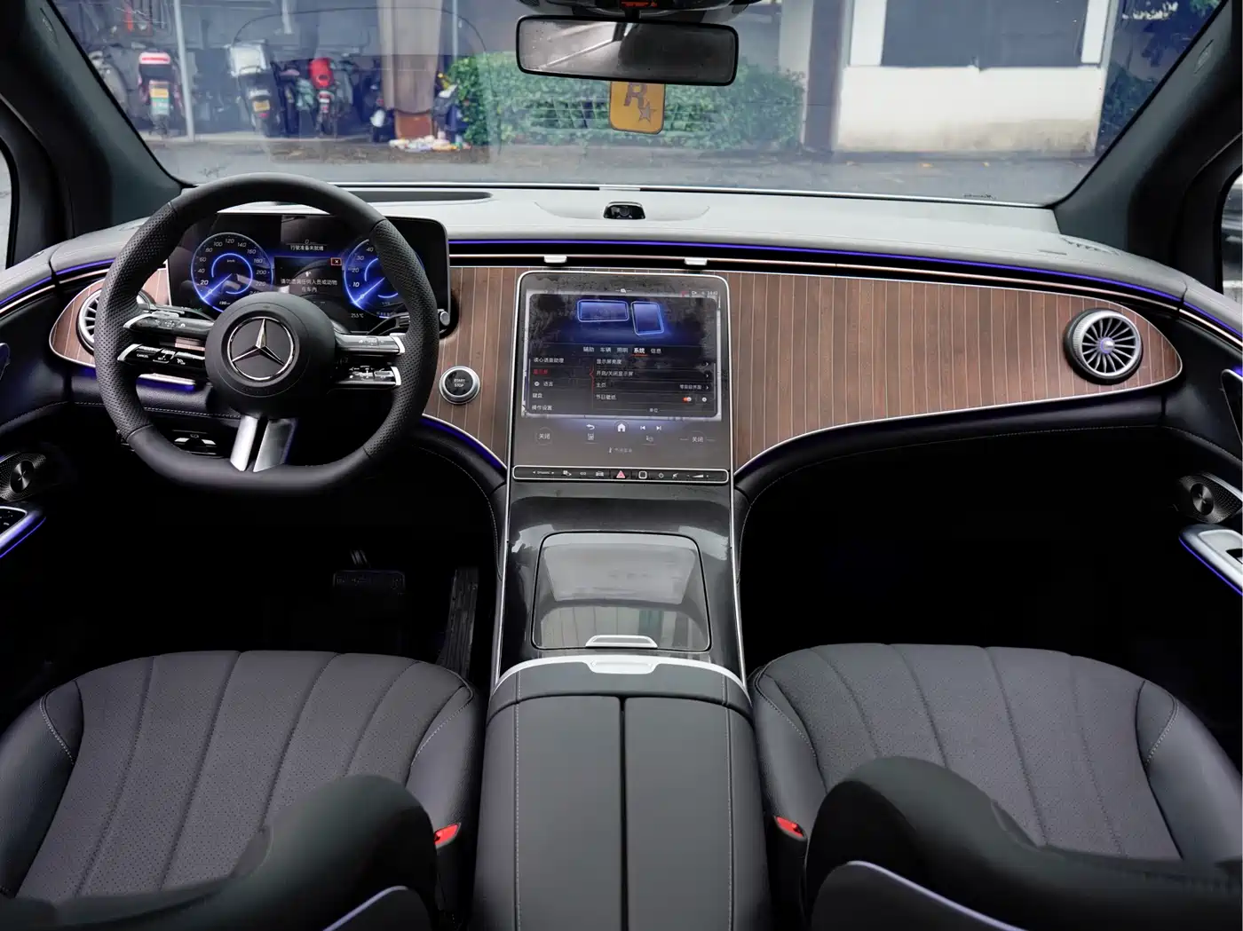 Mercedes-Benz EQE SUV 2024 500 4MATIC Luxury Edition фото 13