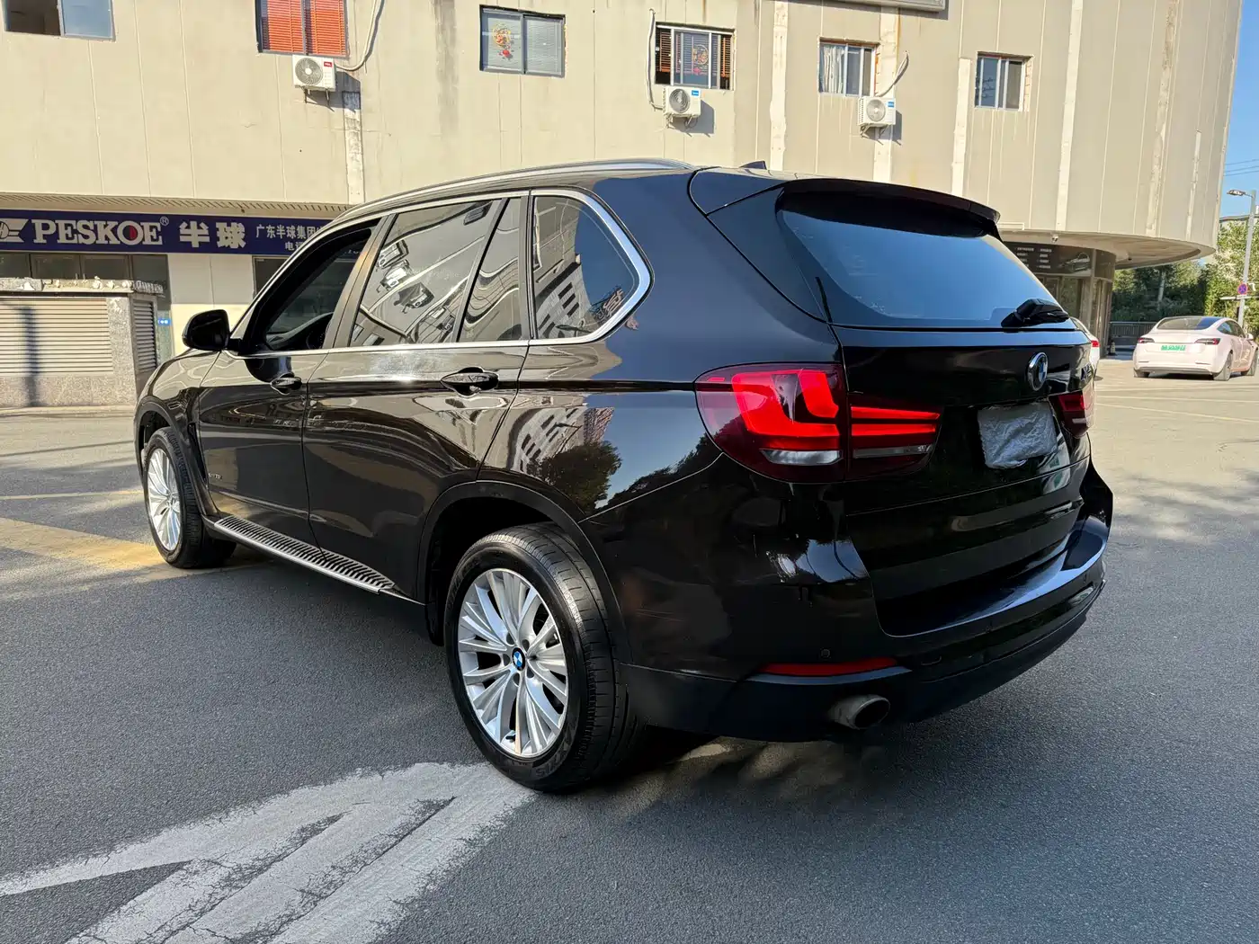 BMW X5 (Import) 2014 xDrive35i Leading фото 5