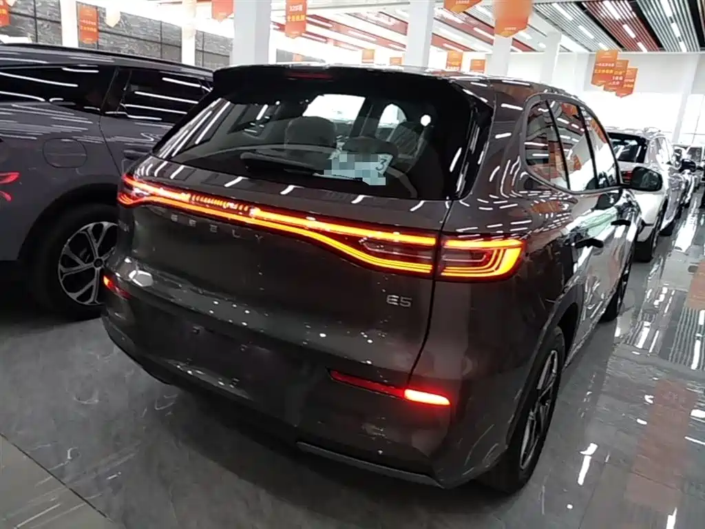 Geely Galaxy Galaxy E5 2026 530km Voyager Edition фото 7