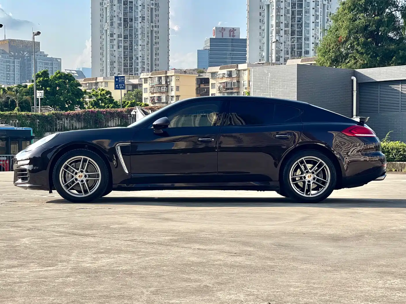 Porsche Panamera 2014 Panamera 3.0T фото 20