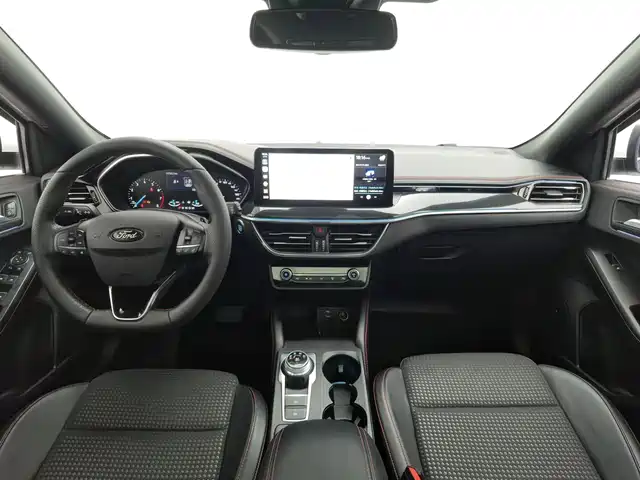Ford Focus 2021 Hatchback EcoBoost 180 Automatic ST Line — фото 5