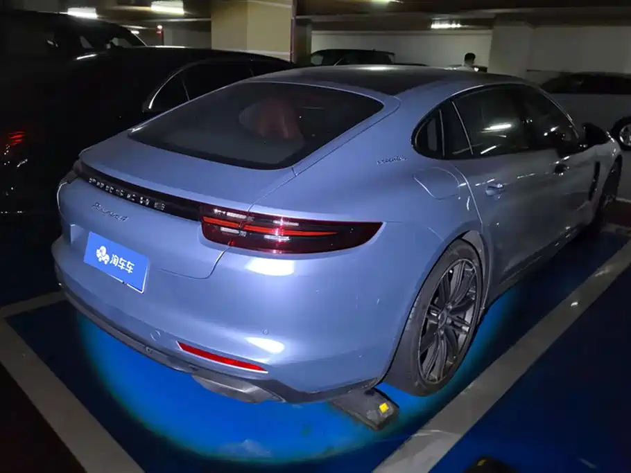 Porsche Panamera 2017 Panamera 4 Executive Long Wheelbase 3.0T фото 3