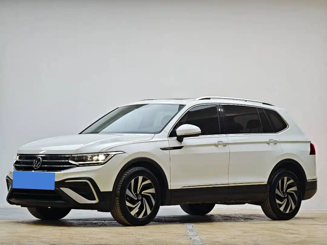 Volkswagen Tiguan L 2023 280TSI 2WD Trend Limited Edition фото 3