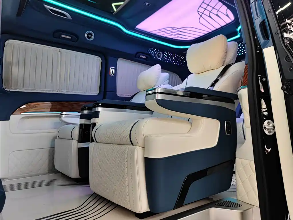 Mercedes-Benz V-Class 2021 V 260 L Long Wheelbase Luxury Edition фото 7
