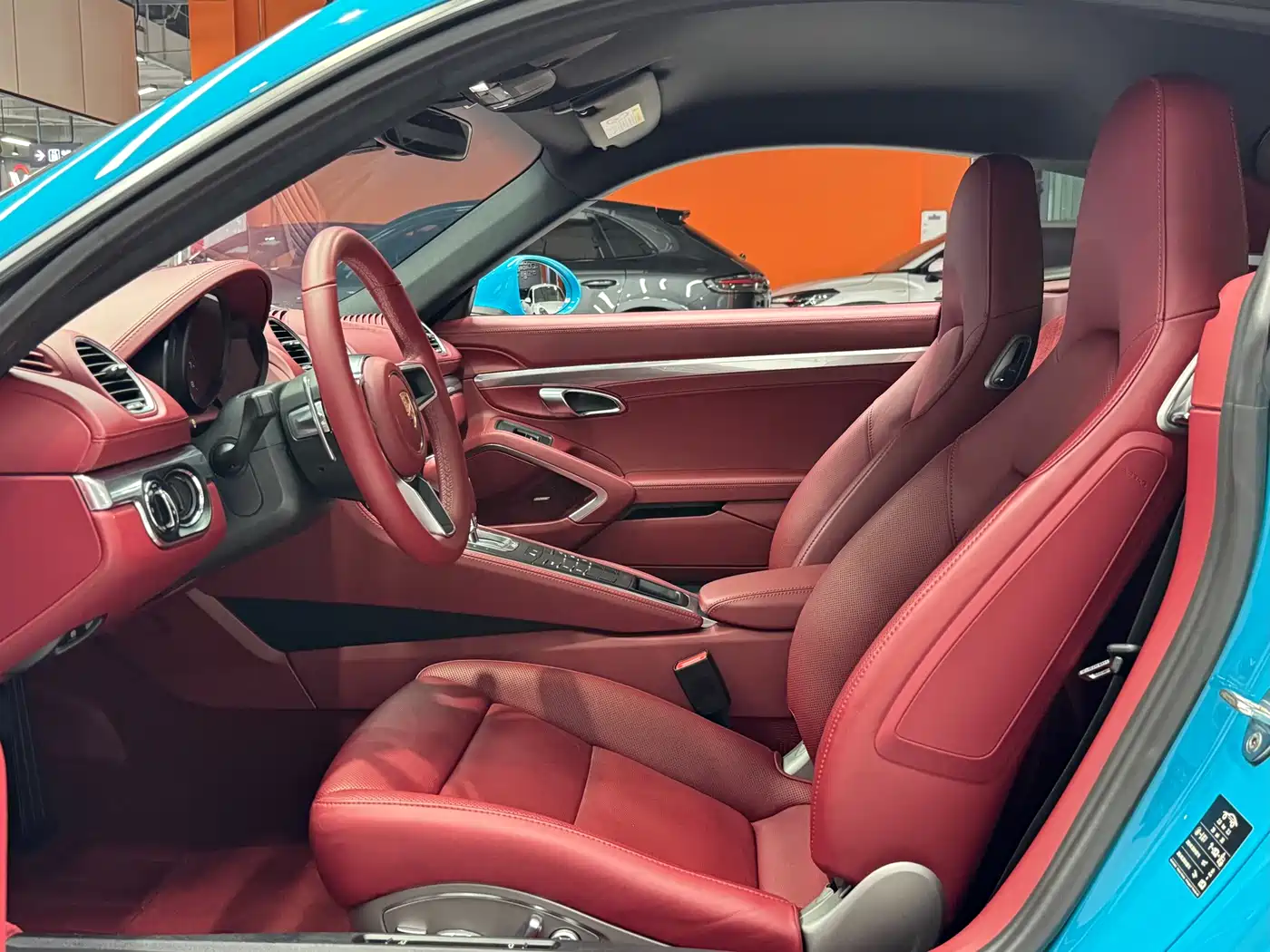 Porsche 718 2018 Cayman 2.0T фото 27