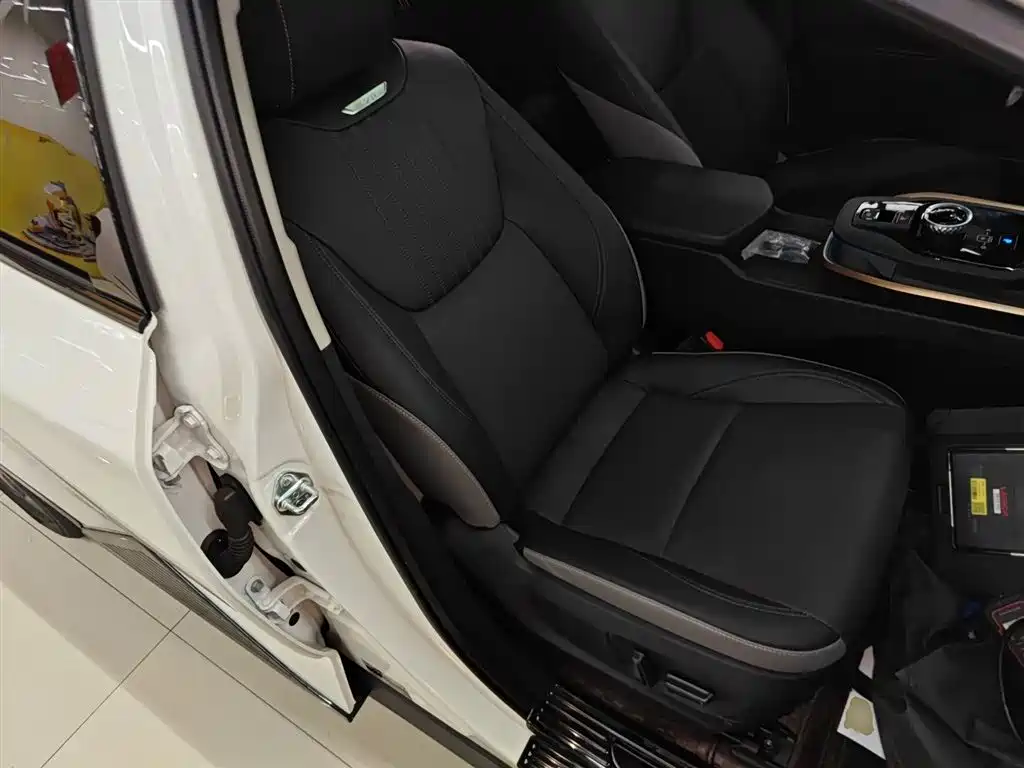Toyota bZ3 2023 517km Elite PRO фото 25