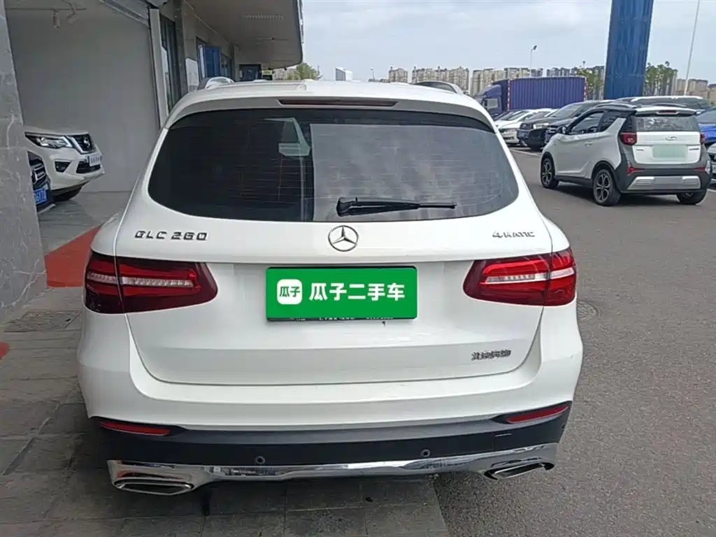 Mercedes-Benz GLC 2016 GLC 260 4MATIC Luxury фото 5