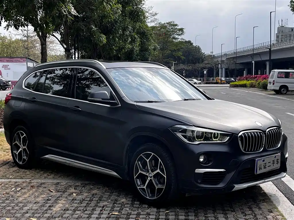 BMW X1 2016 sDrive18Li Luxury Model фото 4