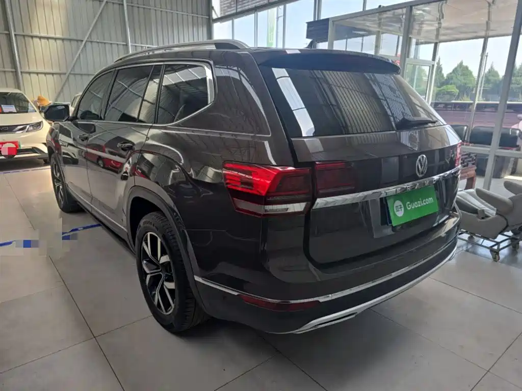 Фото 5 - Volkswagen Teramont