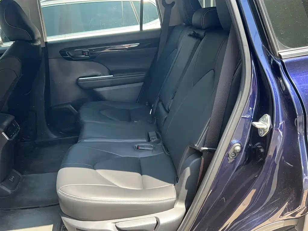 Toyota Highlander 2022 Dual Engine 2.5L 2WD Elite 5-Seater фото 17