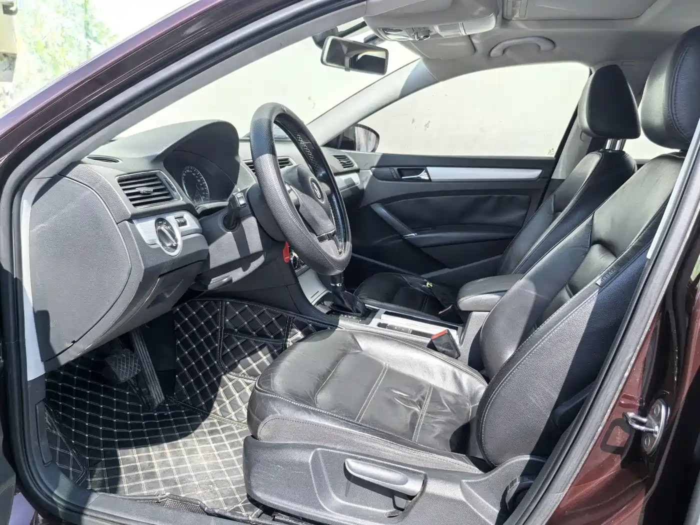 Volkswagen Passat 2013 1.8TSI DSG Zunrong фото 5