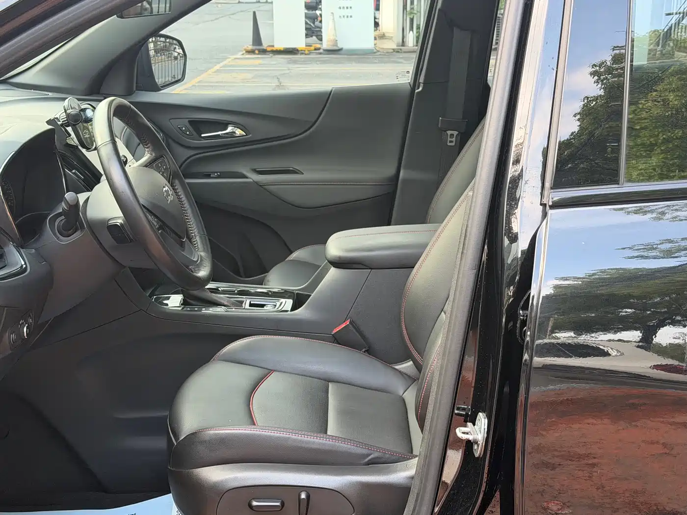 Chevrolet Equinox 2023 Mild Hybrid 2.0T RS Smart Frontier Edition фото 12