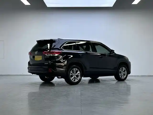Toyota Highlander 2021 2.0T FWD Elite 5-Seater фото 6