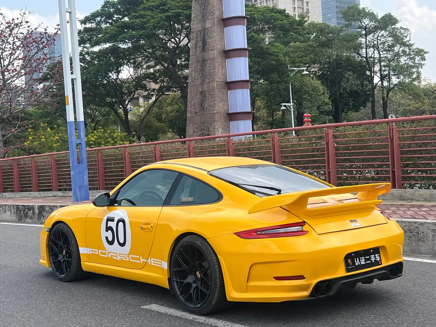 Porsche 911 2010 Carrera 3.6L фото 6