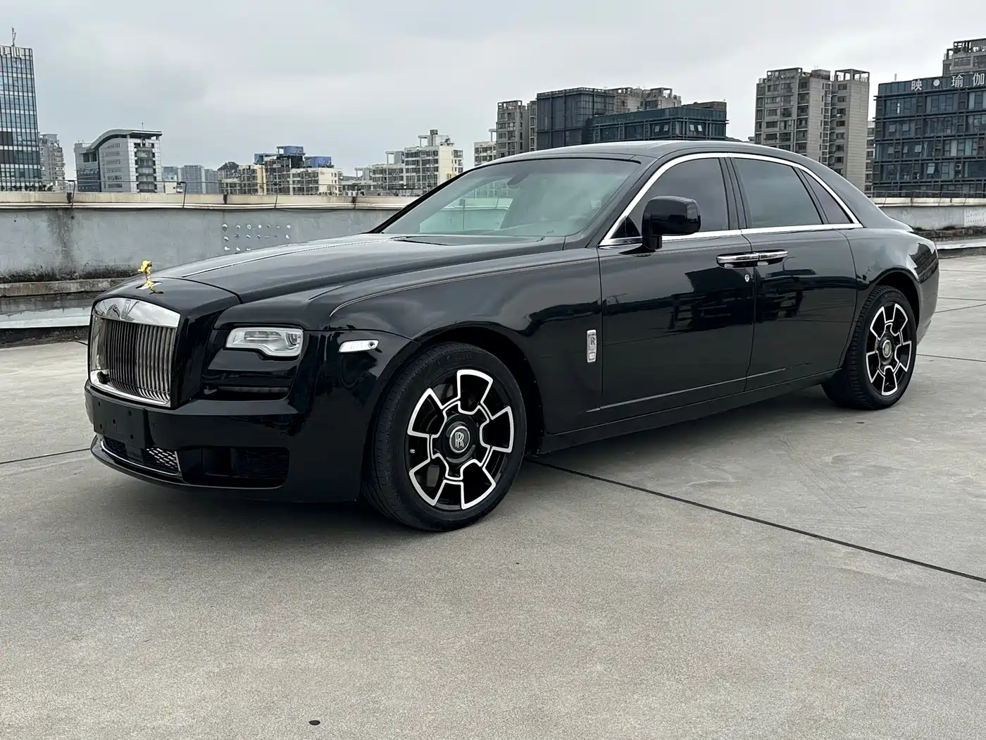 Rolls-Royce Ghost 2010 Model 6.6T Standard