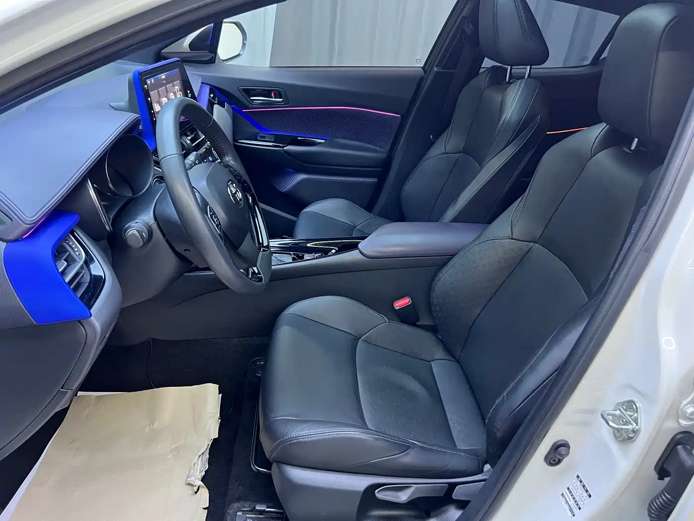 Toyota IZOA 2020 2.0L Yi Chi Edition фото 11